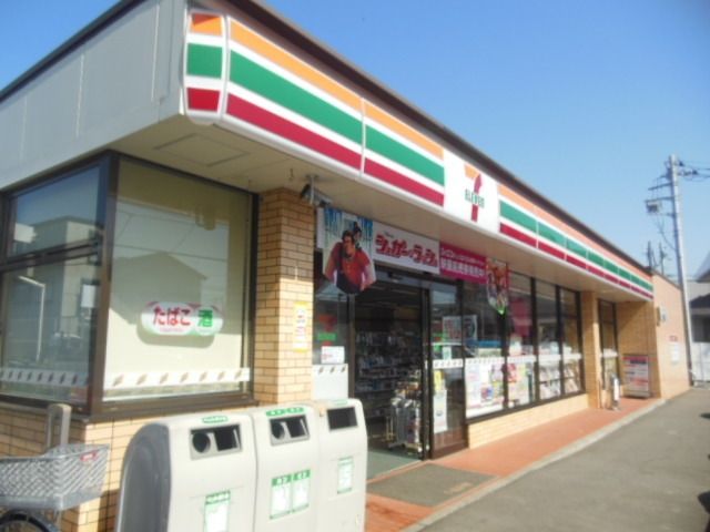 コンビニ　セブンイレブン（コンビニ）まで481m