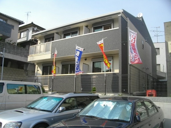 建物外観　オートロック付きで安心です♪