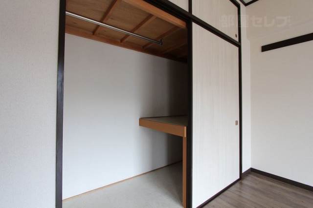 収納　２０１号室