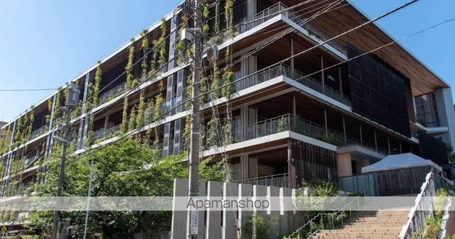 小学校　中央小学校（小学校）まで201m