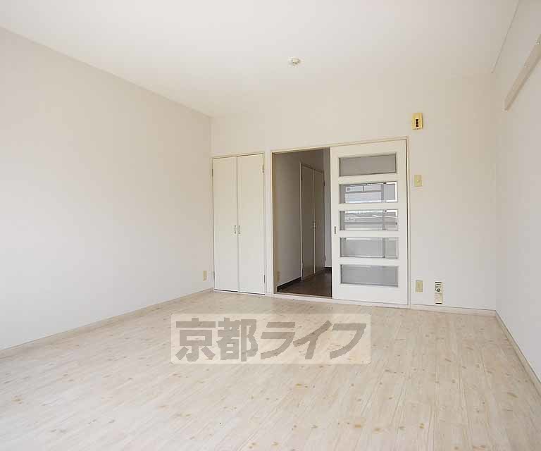 居室・リビング　大きなお部屋です。