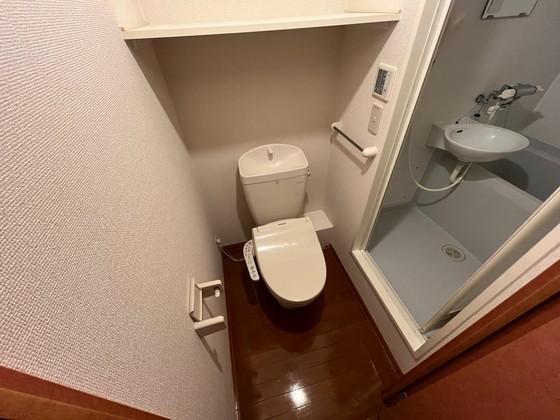 トイレ　※別部屋の写真です