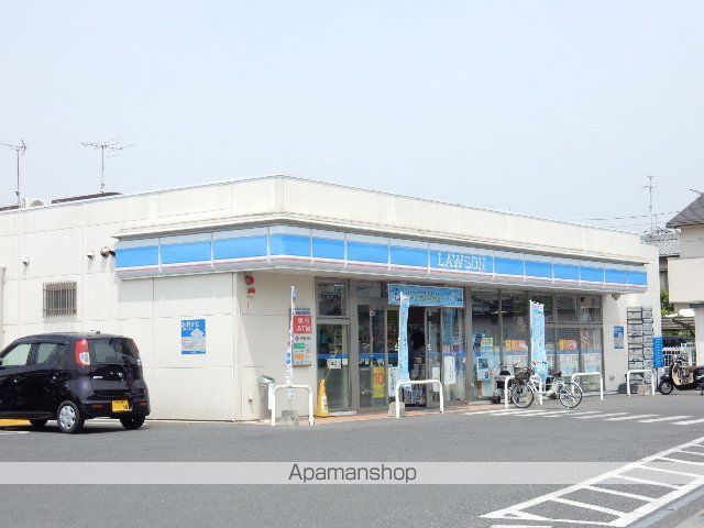 コンビニ　ローソン西崎１丁目店（コンビニ）まで700m