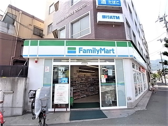コンビニ　ファミリーマート 陸前屋東灘店（コンビニ）まで509m