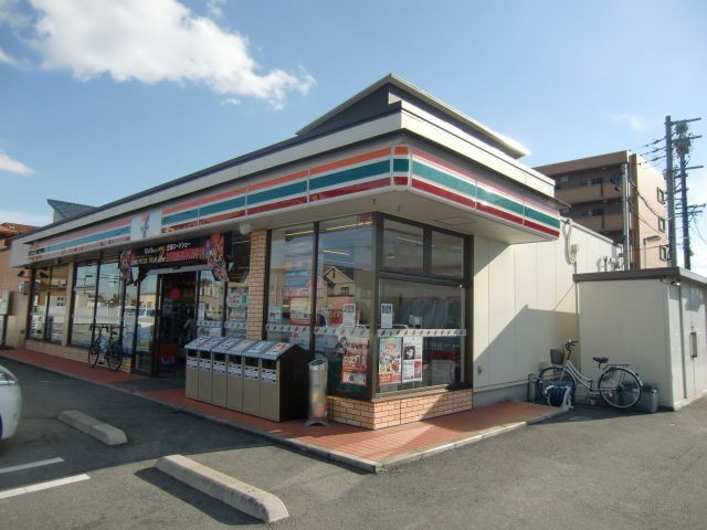 コンビニ　セブンイレブン 浜松船越町店（コンビニ）まで909m