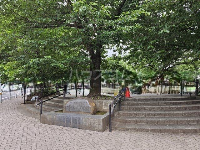 公園　本町さくら公園（公園）まで887m