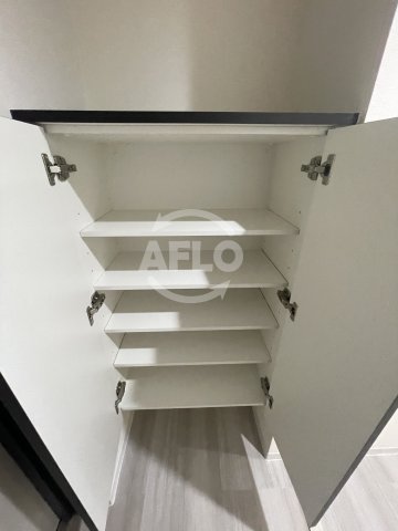 収納　ONLYONE布施　シューズボックス