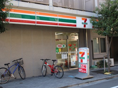 コンビニ　セブンイレブン 西池袋4丁目店（コンビニ）まで184m
