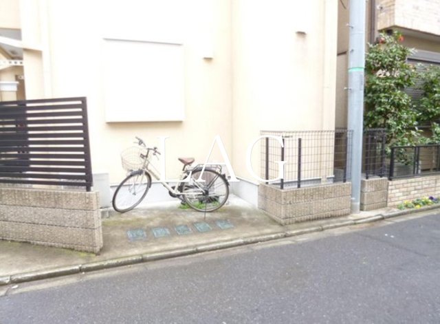 その他共有部分　駐輪場です。