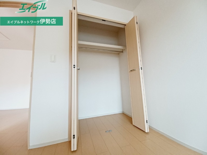収納　同型モデルの写真です。