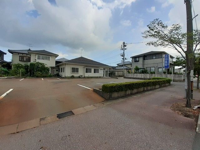 病院　吉田医院（病院）まで465m