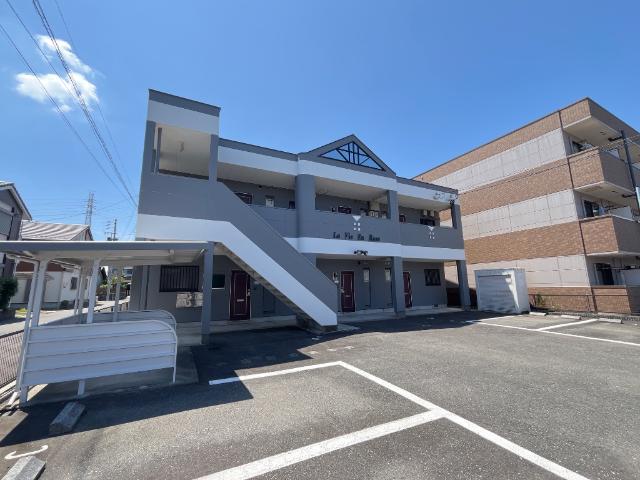 建物外観　外観写真（昼）