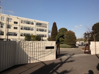 中学校　さいたま市立 大宮東中学校（中学校）まで242m