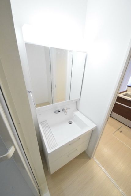 洗面設備　嬉しい独立洗面所
