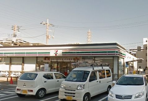 コンビニ　セブンイレブン船橋前原西店（コンビニ）まで520m