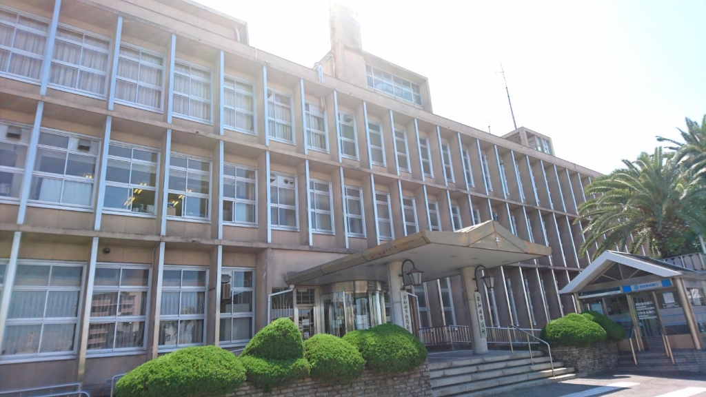 役所　岸和田市役所（役所）まで597m