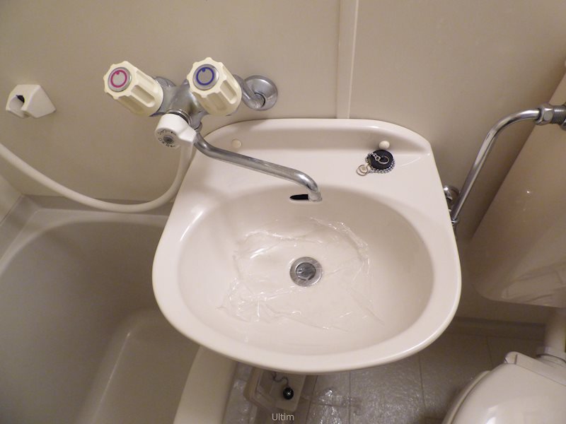 洗面設備　違うお部屋の写真です。ご参考までに