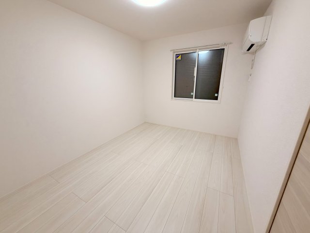 居室・リビング　どんな家具でも合わせやすいですよ。