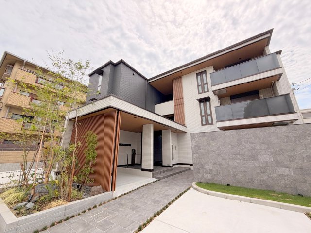 建物外観　綺麗な外観の素敵なお部屋があなたを待っています。
