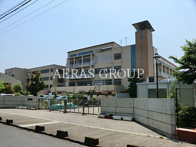 小学校　草加市立西町小学校（小学校）まで577m