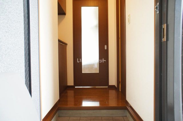 桐山ハイツ Bの玄関写真