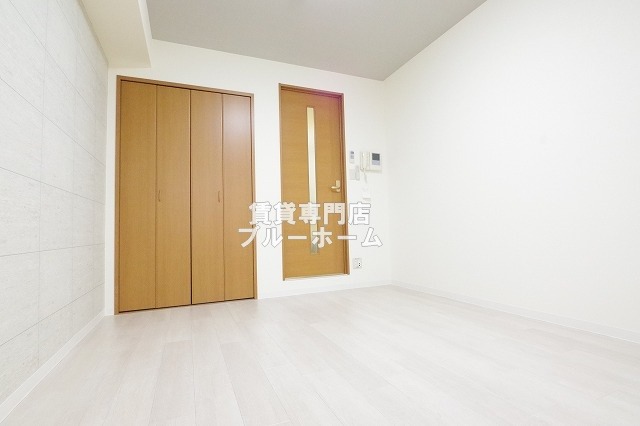 その他部屋・スペース　別角度からの洋室です！