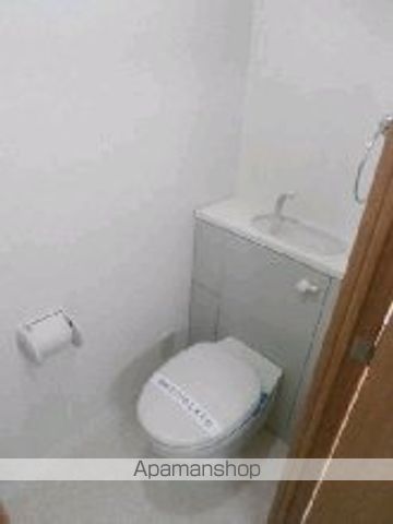 ＪＲ山手線 渋谷駅 徒歩13分 11階建 築29年のトイレ写真