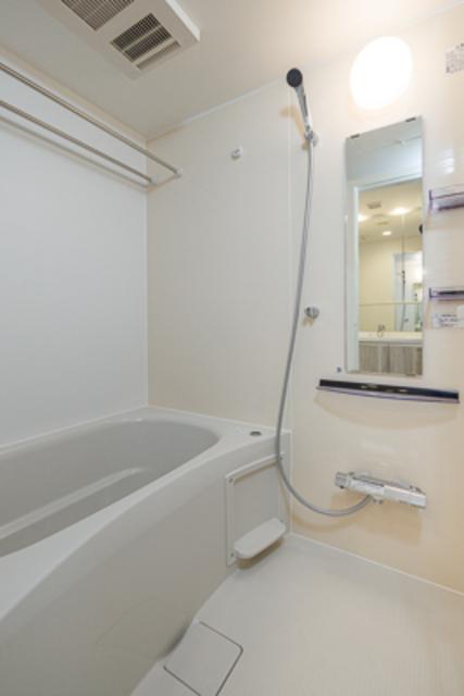 バス・シャワールーム　※写真は同タイプ住戸です。