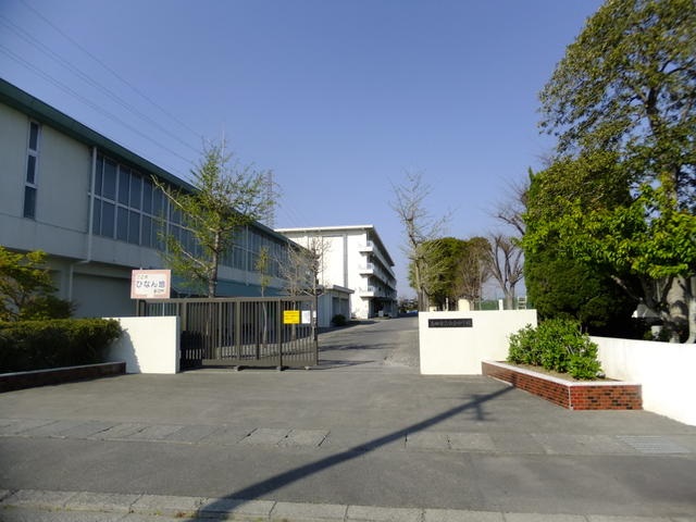 中学校　島田市立初倉中学校（中学校）まで2584m