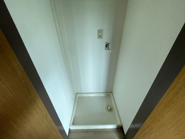 その他　室内洗濯機置場です