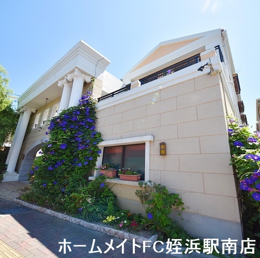 建物外観　★駅近♪外国風のオシャレな外観♪★