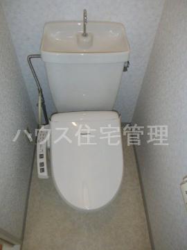 トイレ　シャワー付トイレ