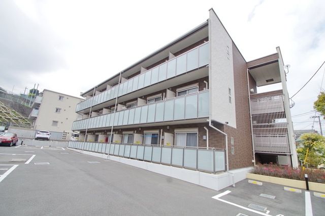 小田急小田原線 本厚木駅 徒歩20分 築10年