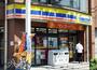 コンビニ　ミニストップ 板橋本町駅前店（コンビニ）まで521m