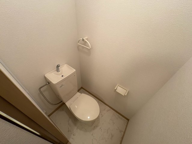 トイレ　パークサイドマンション小川
