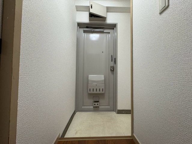 玄関　パークサイドマンション小川