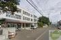 小学校　札幌市立八軒小学校（小学校）まで329m