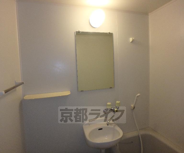 ＪＲ片町線 同志社前駅 徒歩5分 3階建 築28年の内装写真