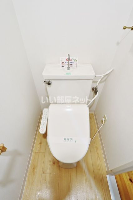 ダイアパレス中前川のトイレ写真