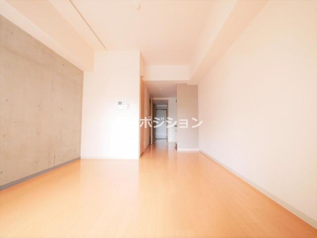 PHOENIX難波EASTの居間写真