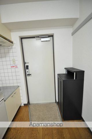 ＪＲ山陽本線 岡山駅 徒歩14分 4階建 築36年の玄関写真