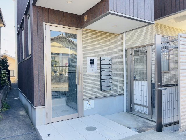 エントランス　別号室タイプ