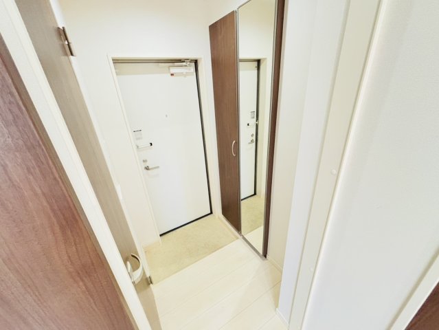 玄関　別号室タイプ