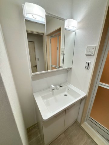 クリエオーレ新堂Iの内装写真