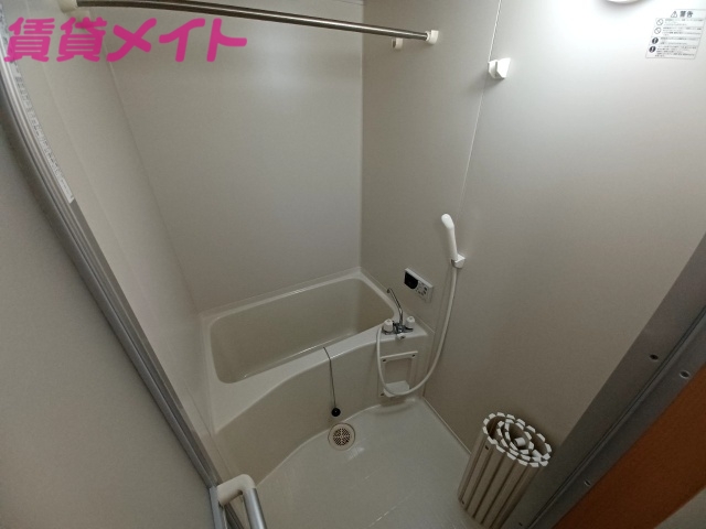 バス・シャワールーム　同物件別室画像