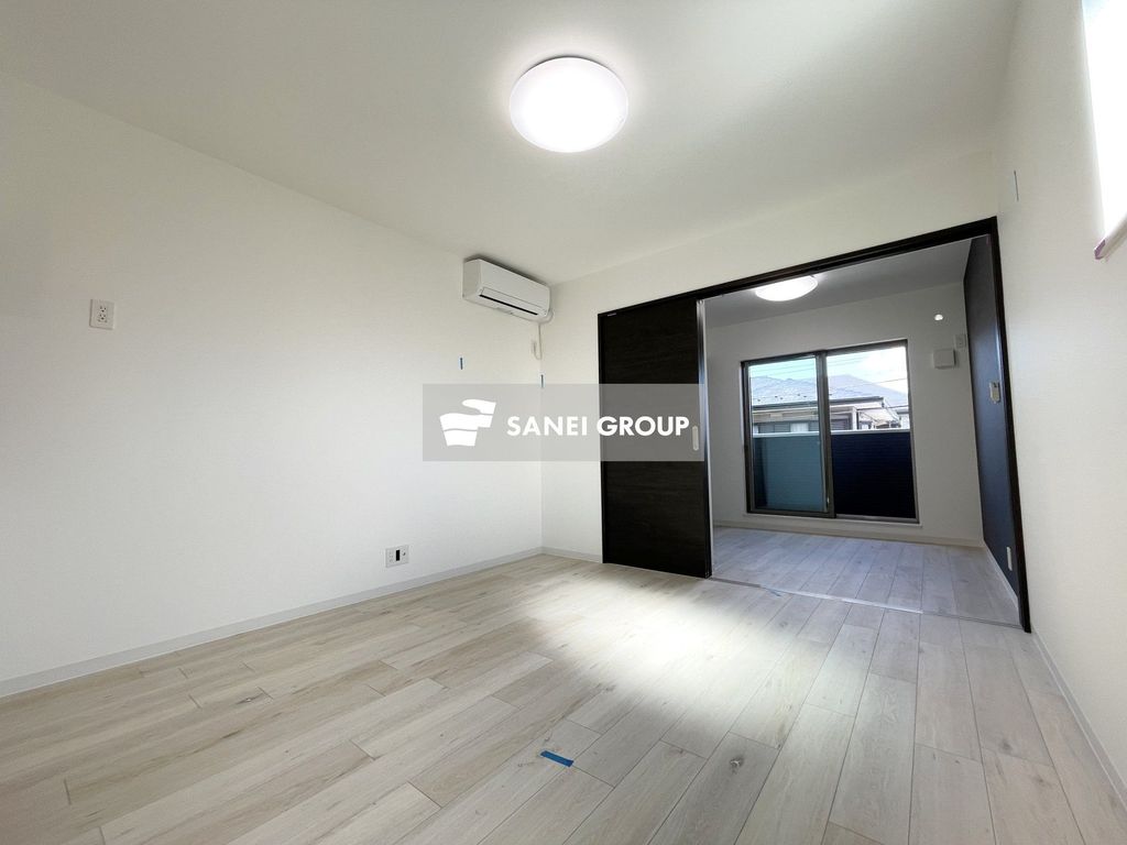 ジーメゾン所沢岩岡町クルークの居間写真