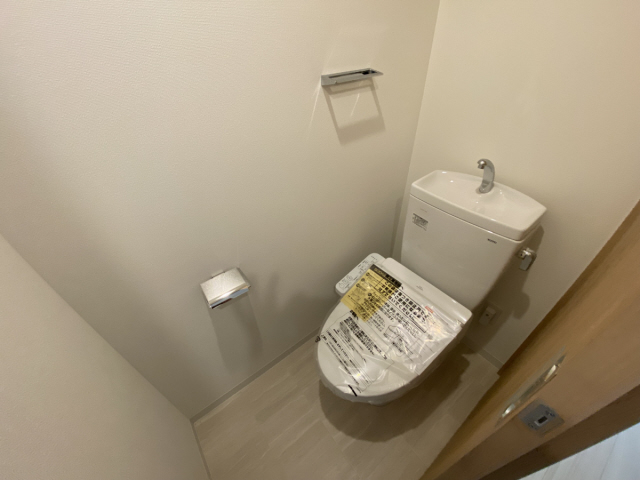 リブネスコート神戸深江のトイレ写真