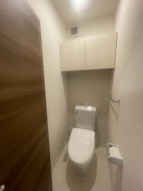 トイレ　同施工会社参考画像