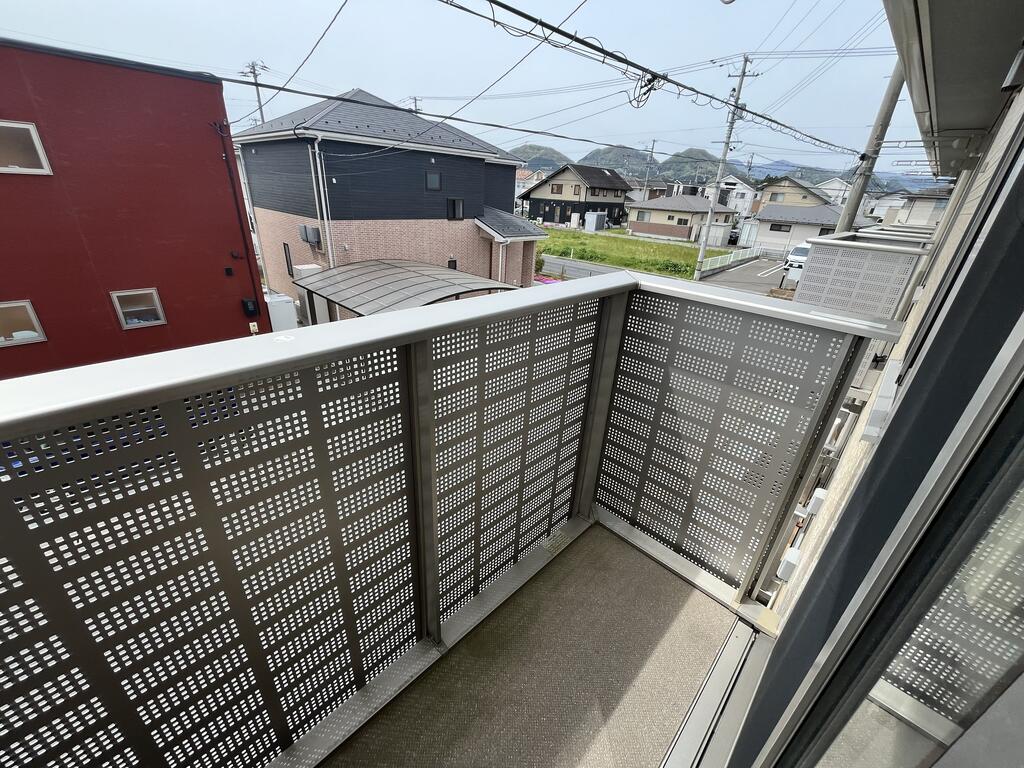 仙台市地下鉄南北線 泉中央駅 2階建 築12年の内装写真