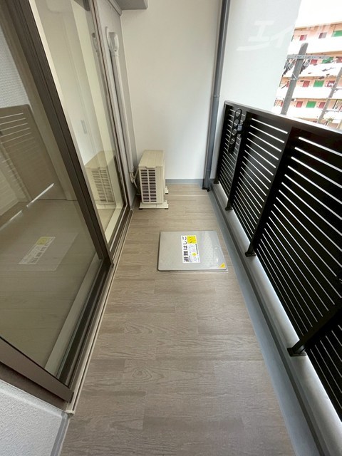 バルコニー　広々としたバルコニーです。